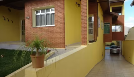Casa Térrea Jd do Lago Bragança Pta