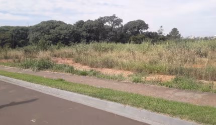Lindo lote COMERCIAL de 500 mts a Venda