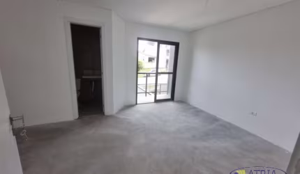 Sobrado com 3 quartos  à venda, 100.00 m2 por R$669000.00  - Xaxim - Curitiba/PR