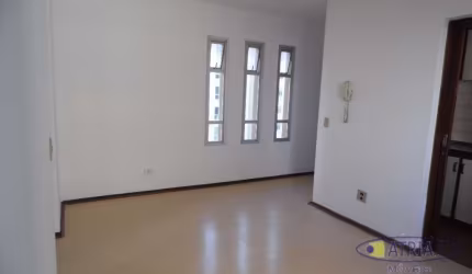 Apartamento com 2 quartos  à venda, 45.00 m2 por R$350000.00  - Centro - Curitiba/PR