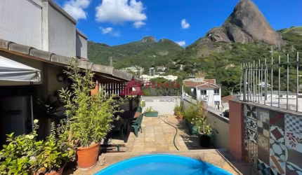 Cobertura Duplex para venda com 156 m² e 4 quartos no Grajaú/RJ