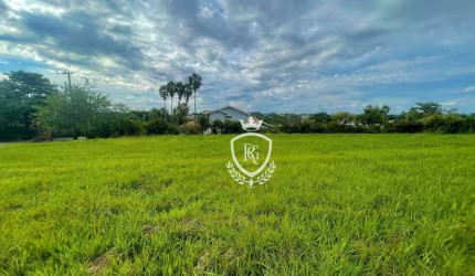 Terreno à venda, 2520 m² por R$ 995.000,00 - Condomínio Moradas São Luiz - Salto/SP