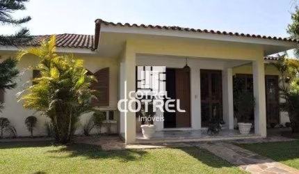 Casa 4 dormitórios à venda Camobi Santa Maria/RS
