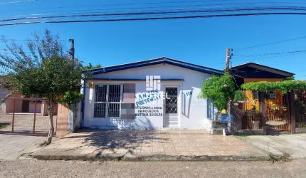 Casa 4 dormitórios sendo 2 suítes e 1 vaga de garagem no Bairro Lorenzi localiza