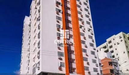 Apartamento central 2 dormitórios , 2 banheiros e 1 vaga de garagem na cidade de