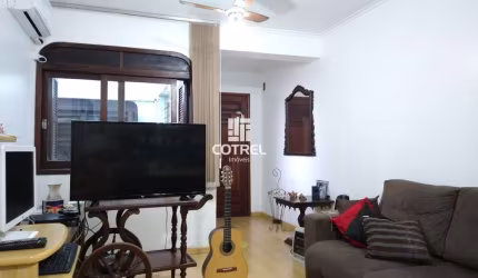 Apartamento com 3 dormitórios, suíte e garagem no Bairro Centro