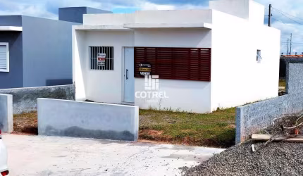 Casa no Residencial Galápagos 2 dormitórios e 2 vagas de garagem no Bairro Camob