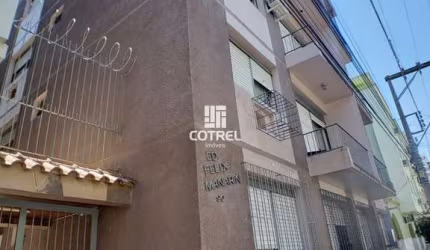 Apartamento central 2 dormitórios e 2 vagas de garagem localizado na cidade de S
