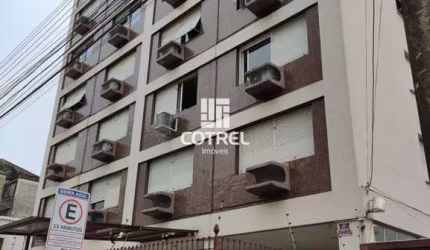 Apartamento central 3 dormitórios e 2 banheiros localizado na cidade de Santa Ma