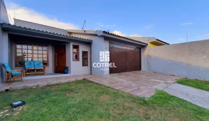 Casa 2 dormitórios e 2 vagas de garagem no Bairro Urlândia localizada na cidade