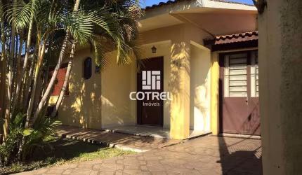 Casa 3 dormitórios sendo 1 suíte e 3 vagas de garagem no Bairro Nossa Senhora de