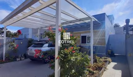 Casa 3 dormitórios e 2 vagas de garagem no Bairro Nossa Senhora de Lourdes local
