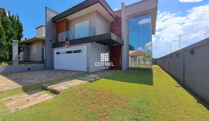 Excelente Casa para venda com 3 dormitórios sendo suíte, 2 vagas situada na Rua