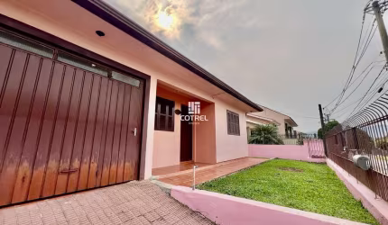 Casa para venda com 2 dormitórios, 1 vaga de garagem situada no Bairro Camobi na