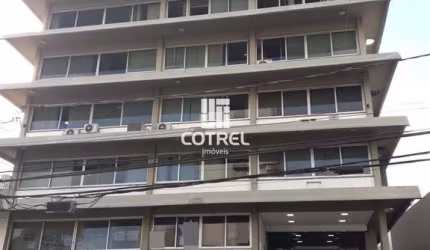 Sala comercial para locação situada no Centro Clínico de Santa Maria na rua Duqu