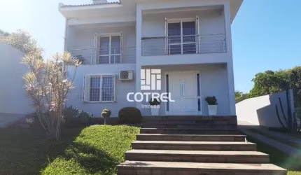 Casa para venda com 4 dormitórios 1 sendo suíte, 3 vagas de garagem situada no B