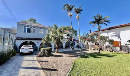Casa para locação com 5 dormitórios 1 sendo suíte, 2 vagas de garagem situado no