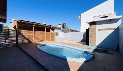 Casa para venda e locação com 3 dormitórios, 3 vagas de garagem situada no Bairr