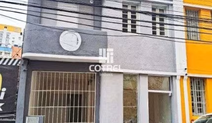 Loja Comercial para venda e locação 4 salas, 2 banheiros social situada no Bairr