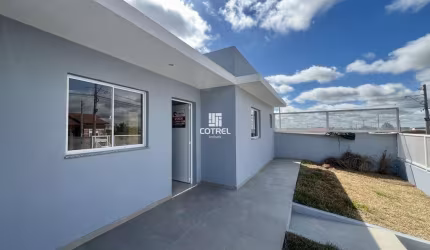 Casa para venda 2 dormitórios sendo 1 suíte, 2 vagas de garagem situada no Resid
