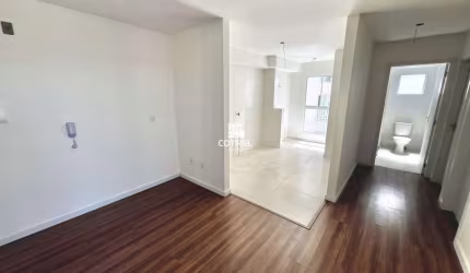 Apartamento para locação 2 dormitórios, 1 vaga de garagem situado no Bairro Camo