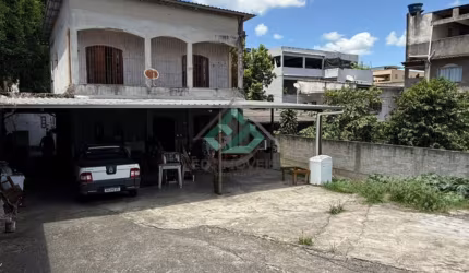 Casa espaçosa com 3 quartos e quintal a venda em Vila Capixaba, Cariacica - ES