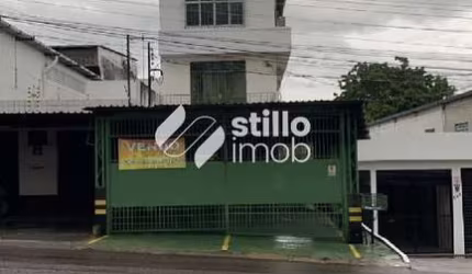 PRÉDIO COMERCIAL NA AVENIDA TEFÉ