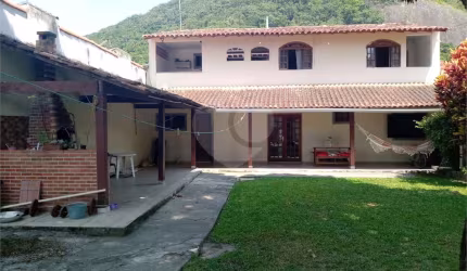 Casa com 3 quartos à venda em Piratininga - RJ