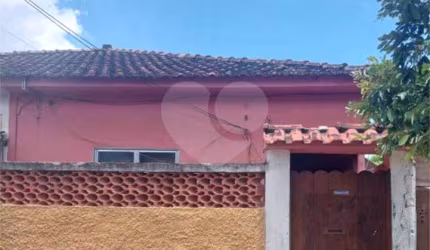 Casa térrea com 1 quartos à venda em Mutuá - RJ