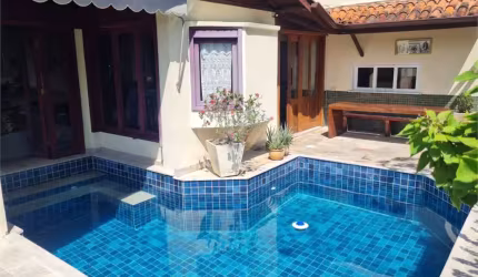 Casa com 3 quartos à venda em São Francisco - RJ