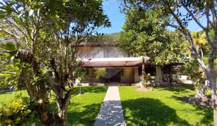 Casa com 4 quartos à venda em Itaipu - RJ