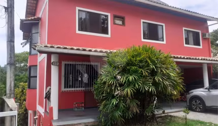 Condomínio com 5 quartos à venda em Sapê - RJ
