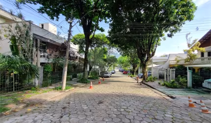 Casa com 5 quartos à venda em São Francisco - RJ