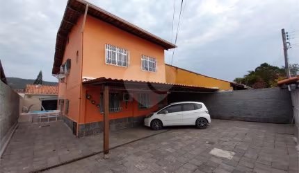 Condomínio com 6 quartos à venda em Itaipu - RJ