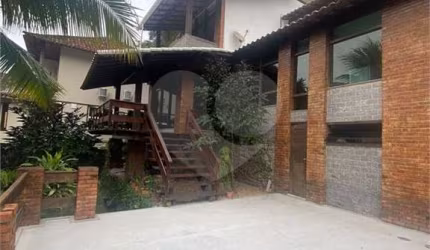 Condomínio com 4 quartos à venda em Piratininga - RJ