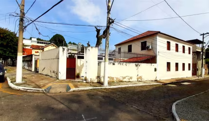 Casa com 7 quartos à venda em Gragoatá - RJ