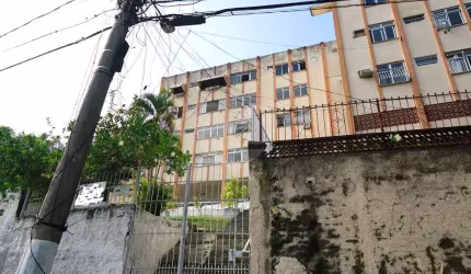 Apartamento com 3 quartos à venda em Fátima - RJ