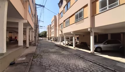 Apartamento com 3 quartos à venda em Santana - RJ