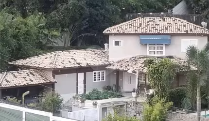 Condomínio com 5 quartos à venda em Sapê - RJ
