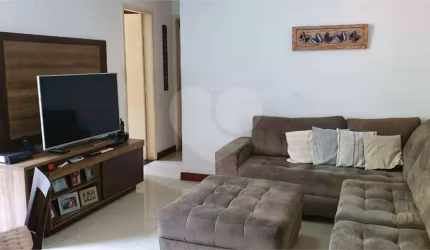 Apartamento com 2 quartos à venda em Engenhoca - RJ