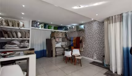Loja à venda em Centro - RJ
