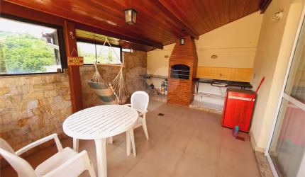 Cobertura com 2 quartos à venda em Maria Paula - RJ