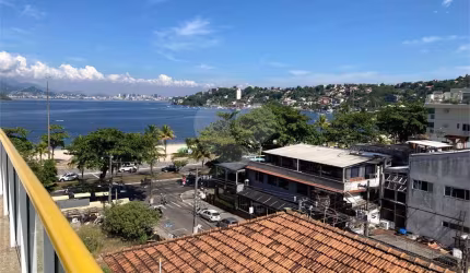 Cobertura com 3 quartos à venda em São Francisco - RJ