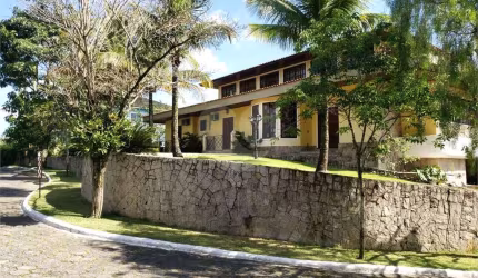 Condomínio com 6 quartos à venda em Sapê - RJ