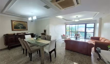 Cobertura com 4 quartos à venda em Icaraí - RJ