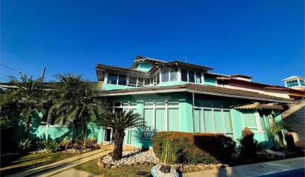 Casa com 5 quartos à venda em Camboinhas - RJ