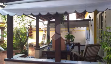Casa com 3 quartos à venda em São Francisco - RJ