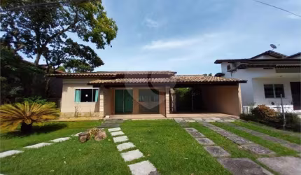 Condomínio com 3 quartos à venda em Várzea Das Moças - RJ