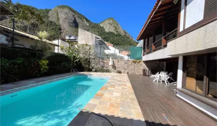 Casa com 4 quartos à venda em Itacoatiara - RJ