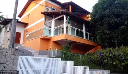 Condomínio com 4 quartos à venda em Sapê - RJ